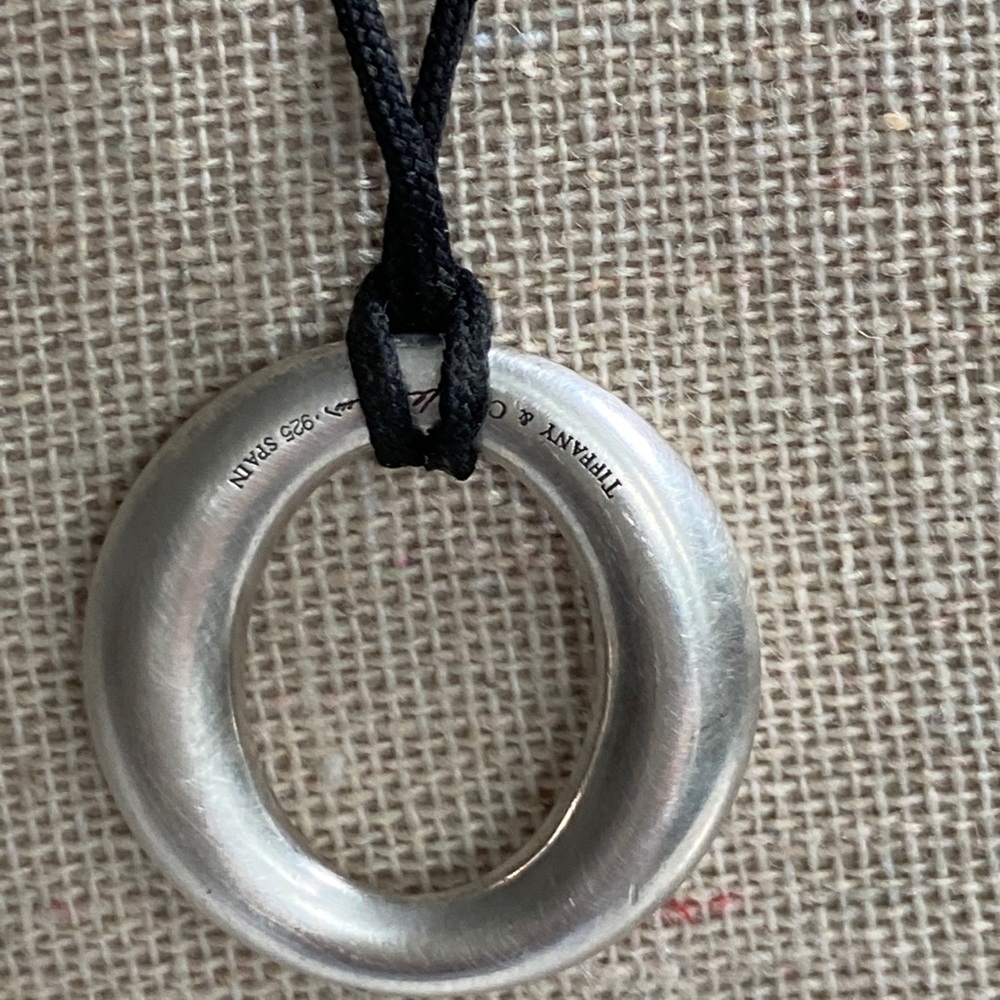 COPY - Tiffany & Co. Elsa Peretti Sevillana Circle Pendant Necklace.